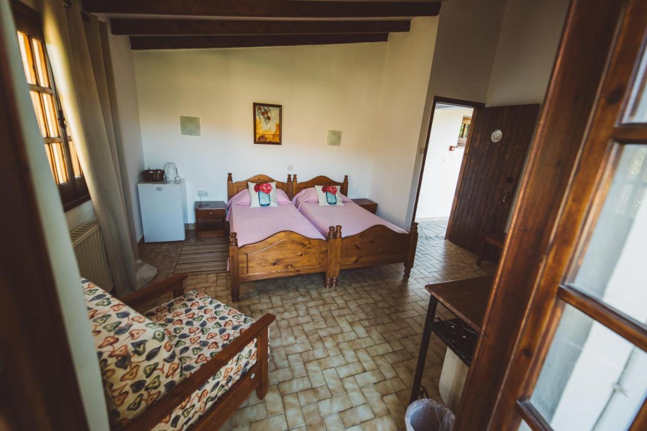 Vasilias Nikoklis Inn Nikoklia ภายนอก รูปภาพ