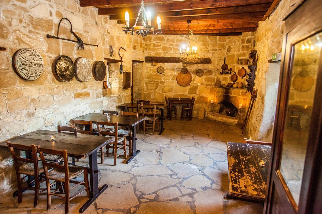 Vasilias Nikoklis Inn Nikoklia ภายนอก รูปภาพ